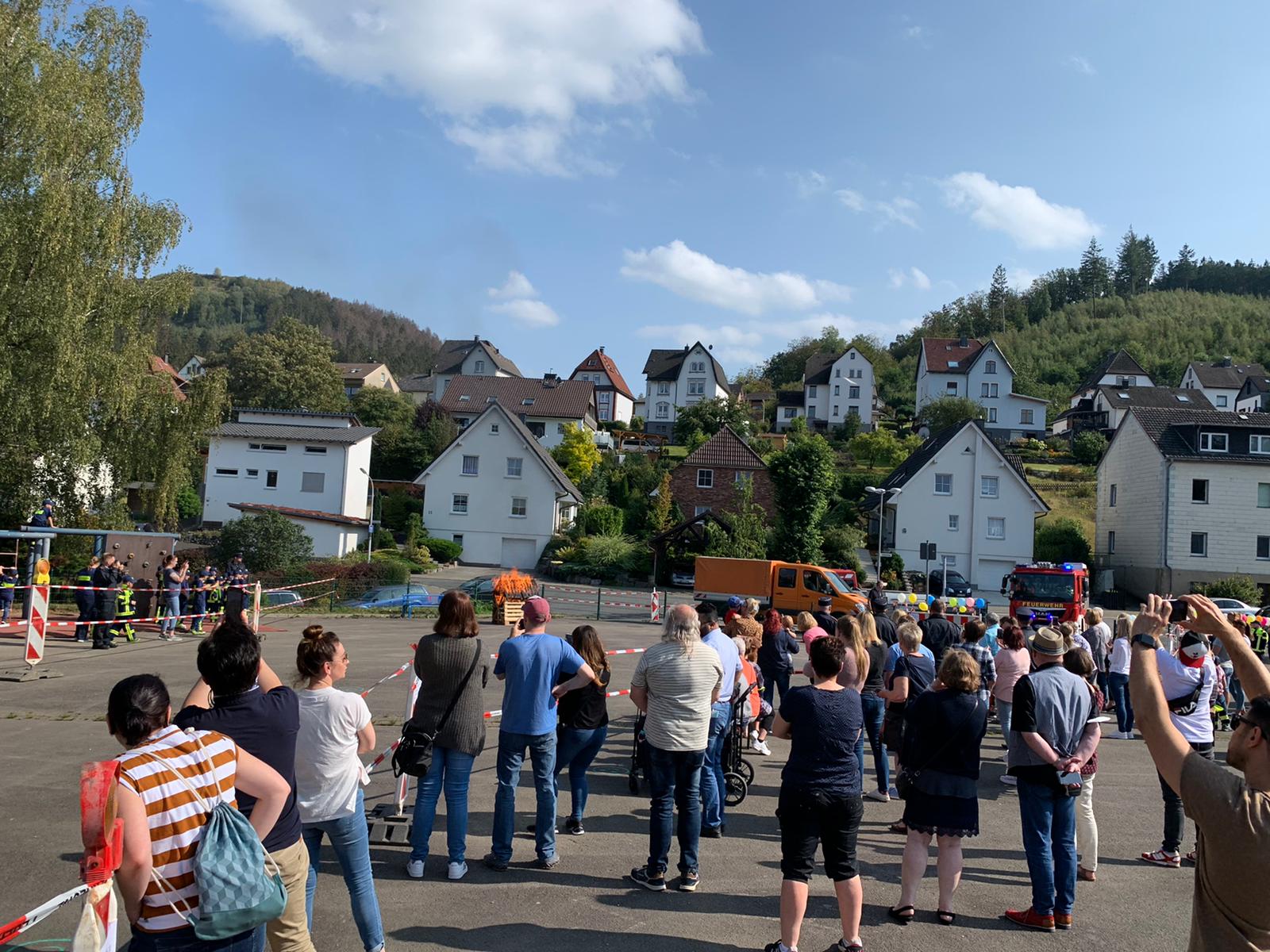 Besuch bei der Eröffnung der Kinderfeuerwehr